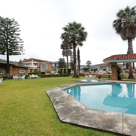 Hotel Villa Monarca Inn Zitacuaro Екстер'єр фото