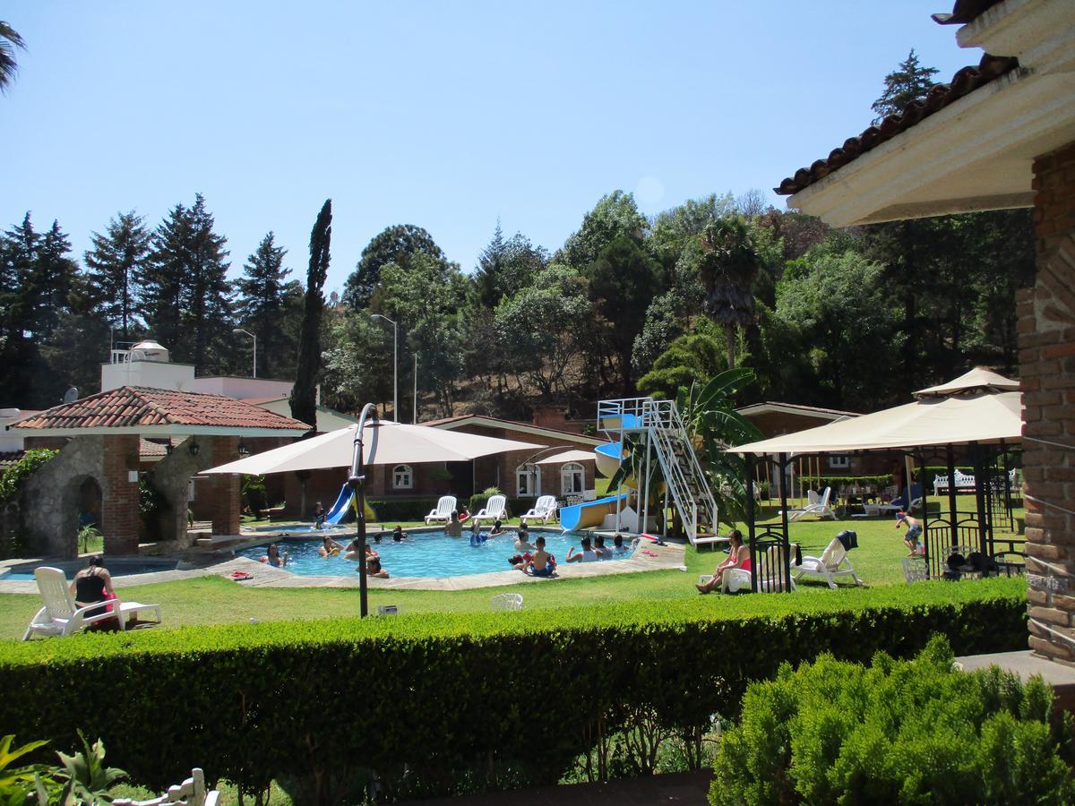 Hotel Villa Monarca Inn Zitacuaro Екстер'єр фото