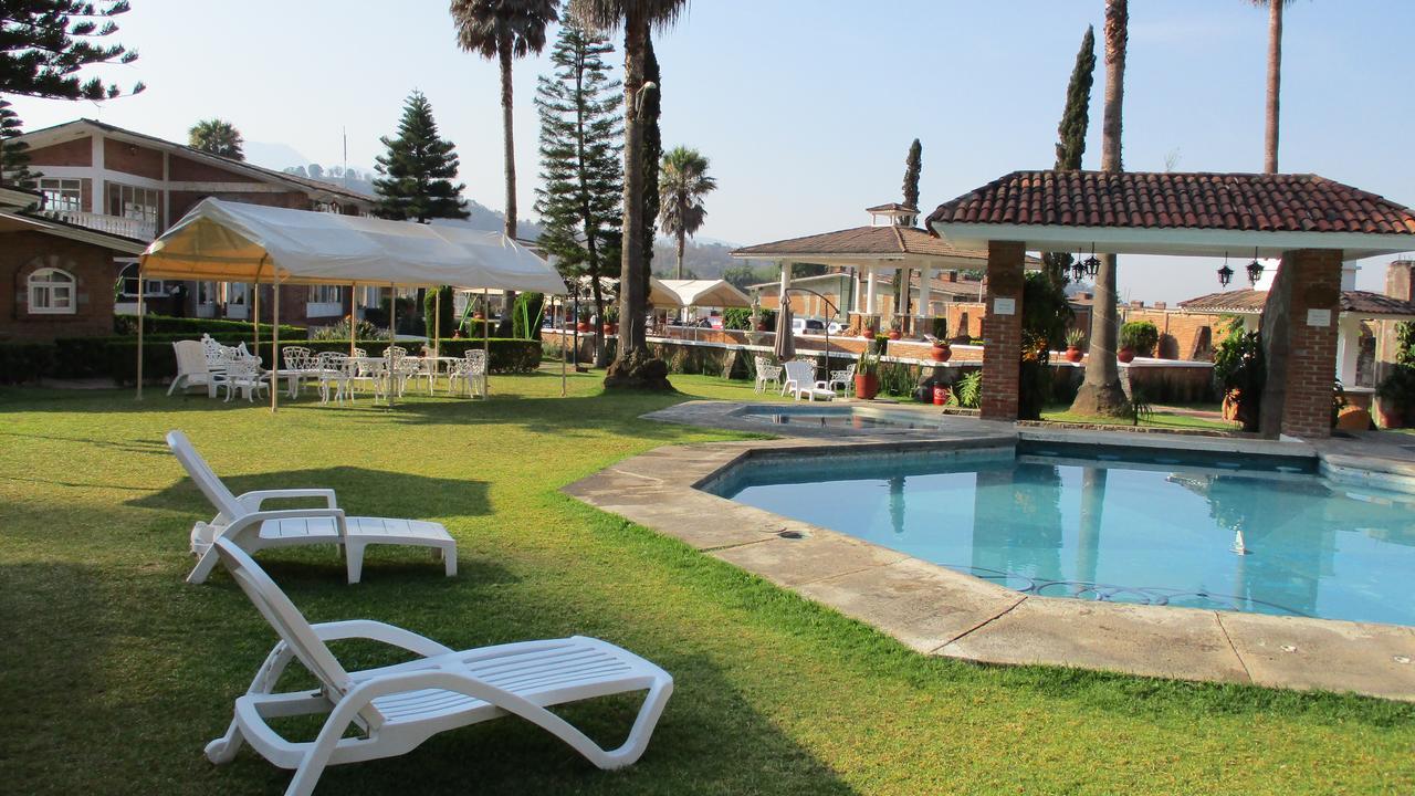 Hotel Villa Monarca Inn Zitacuaro Екстер'єр фото