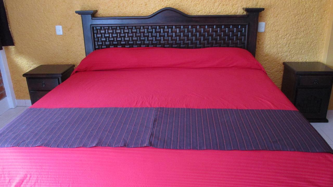 Hotel Villa Monarca Inn Zitacuaro Екстер'єр фото