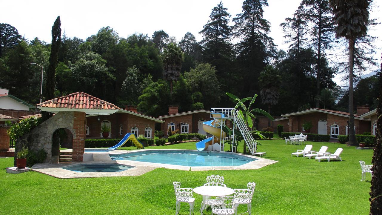 Hotel Villa Monarca Inn Zitacuaro Екстер'єр фото